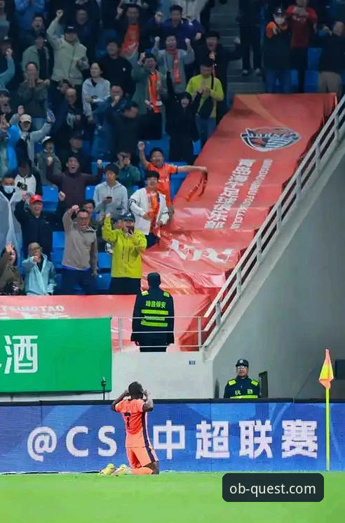 青岛海牛3-1上海海港深度复盘：时隔13年主场复仇 vs 红牌致命转折，ob欧宝体育官网用户必看的技术拆解